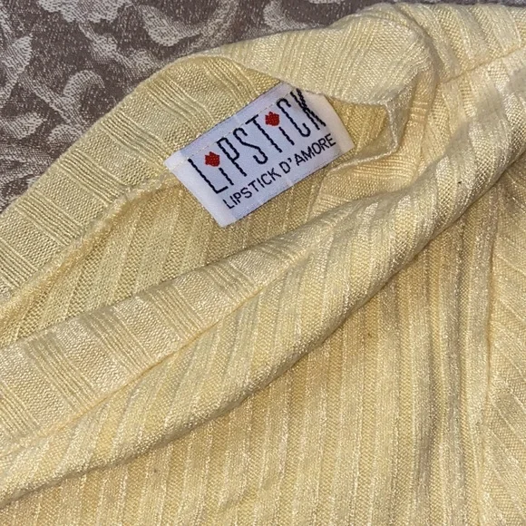 Y2K Early 2000s Lipstick off shoulder top - Picture 2 of 2